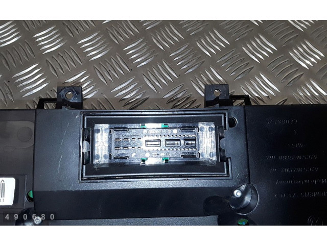 Панель приборов v0004000, a2c53023102   Volkswagen Tiguan       