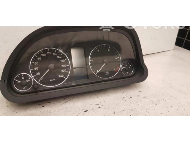 Přístrojová deska  Mercedes-Benz A W169  1031098101  