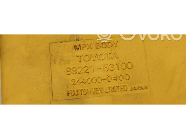   Pojistková skříňka 8922153100   Lexus  200-300 2001