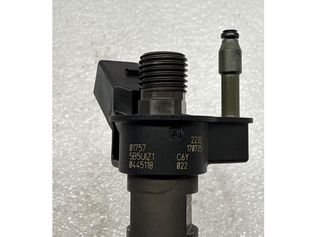 Форсунка 8514151    BMW 5 G30 G31   
