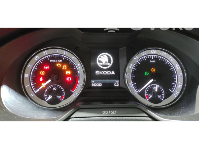 Přístrojová deska  Skoda Octavia Mk3 (5E) 2016 5E0920751E, 5E0920751  
