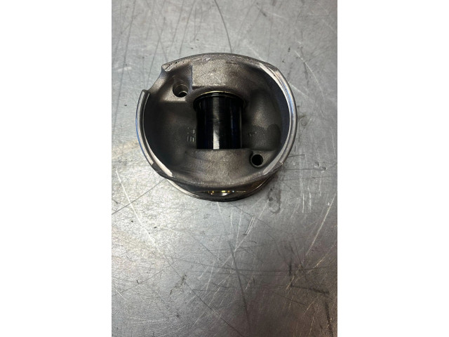  Поршень  40353620  Volkswagen Tiguan  