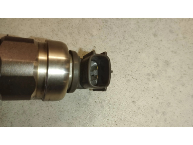 Форсунка 2367030150    Toyota Hilux (AN10, AN20, AN30) для дизельного двигателя  2.5