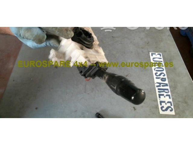 Ручка стеклоочистителей K70204Y   Mitsubishi Montero