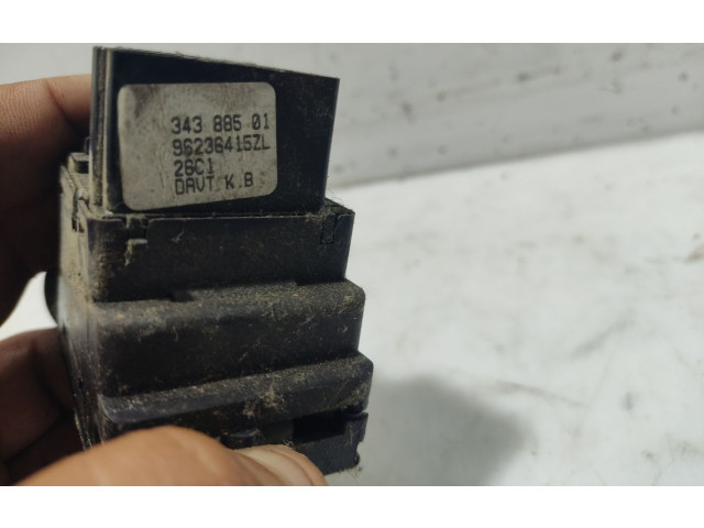 Přístrojová deska  Citroen Berlingo 2001 96236415ZL, 34388501  