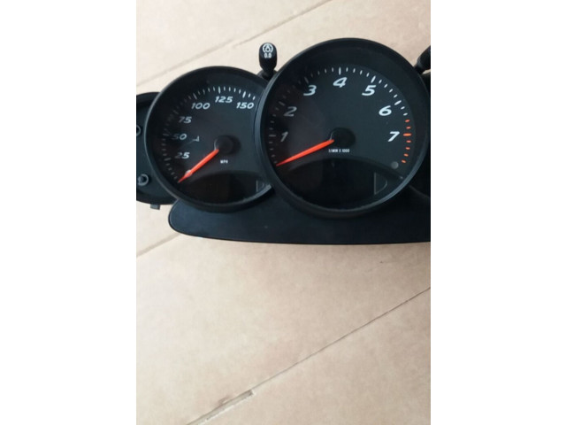 Přístrojová deska  Porsche Boxster 986 2004   