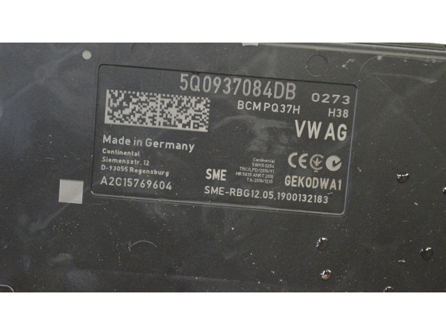Блок комфорта 5Q0937084DB   Audi Q2 -   