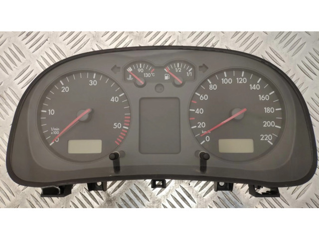 Přístrojová deska  Volkswagen Golf IV 2001 1J0920805E, 0263628002  