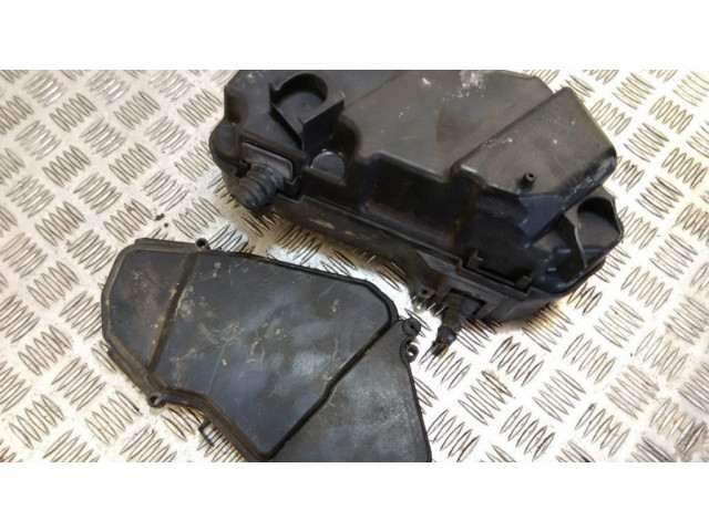 Блок предохранителей  7L0937576B, 7L0937559   Audi A3 S3 8V    