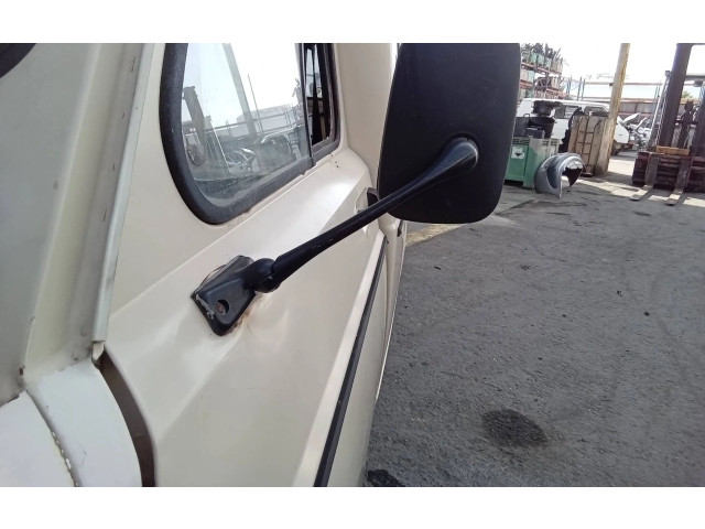Зеркало электрическое        Renault 4   -  года   