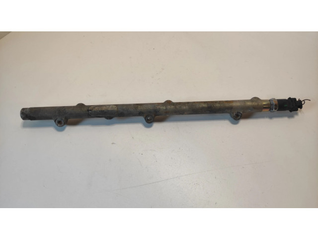 Vstřikovací lišta 0445216002, 0281002405   BMW 5 E39  pro naftový motor 2.9  