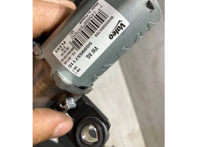 Моторчик заднего дворника 5G0955711C, W000089789    Seat Ateca