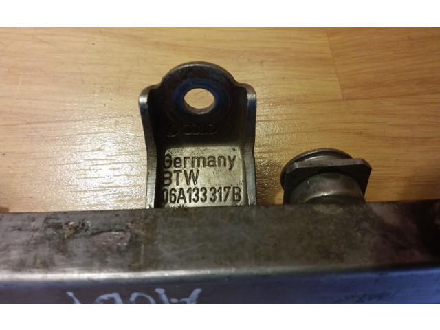 Vstřikovací lišta 06A133317A, 97T280024   Audi A3 S3 8L  pro benzínový motor 0.2  
