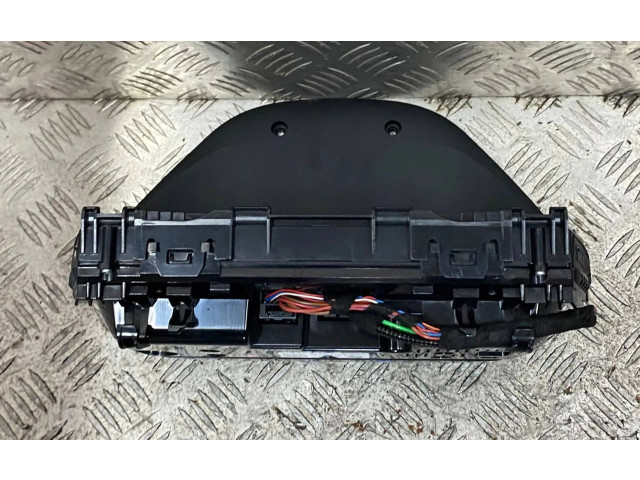 Přístrojová deska  BMW 2 F22 F23 2018 BMW218, 9379965  