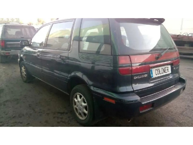 Přední světlo     Hyundai Galloper 2001