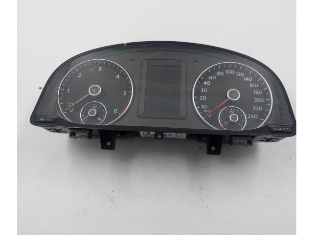 Přístrojová deska  Volkswagen Caddy 2018 2K5920876F, A6119010292  