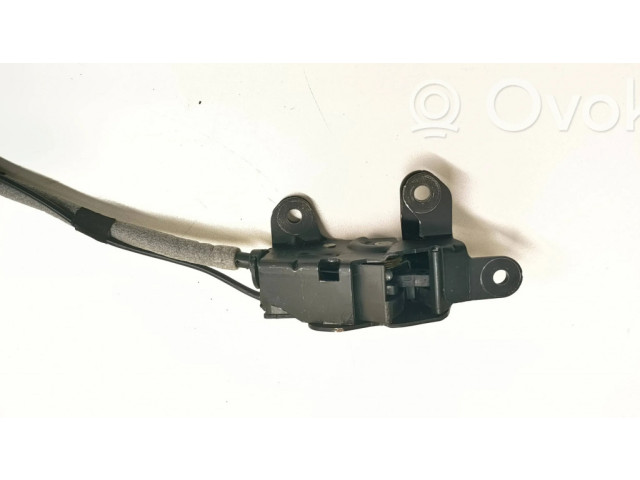 Zámek zadních dveří 51247183196   BMW X5 E70 2010
