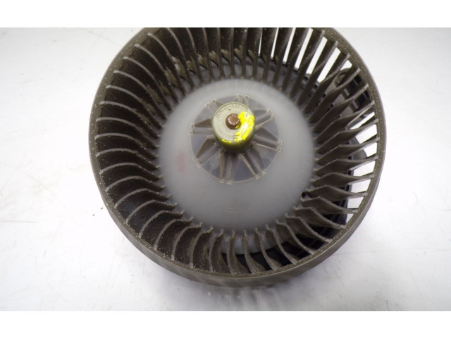 Вентилятор печки    8710305060, AV2727008085   Toyota Auris E180