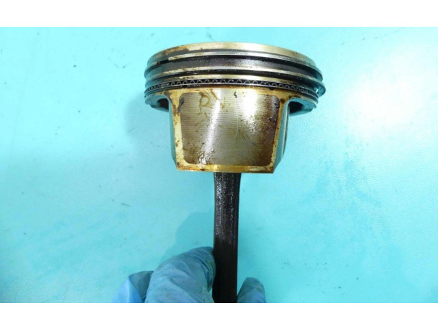 Píst 272947, IMPRK1340426   Mercedes-Benz C W204     