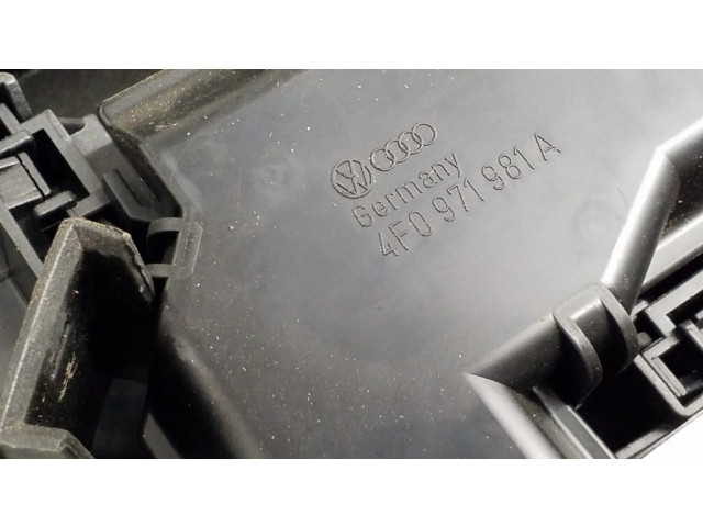   Pojistková skříňka 4F0907355A, 4F0971981A   Audi A6 Allroad C6 2008