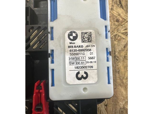 Блок предохранителей 6837092   BMW 5 G30 G31    