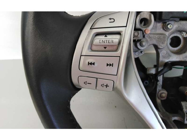 Volant Nissan Pulsar 2015 E2-A4-44-1  