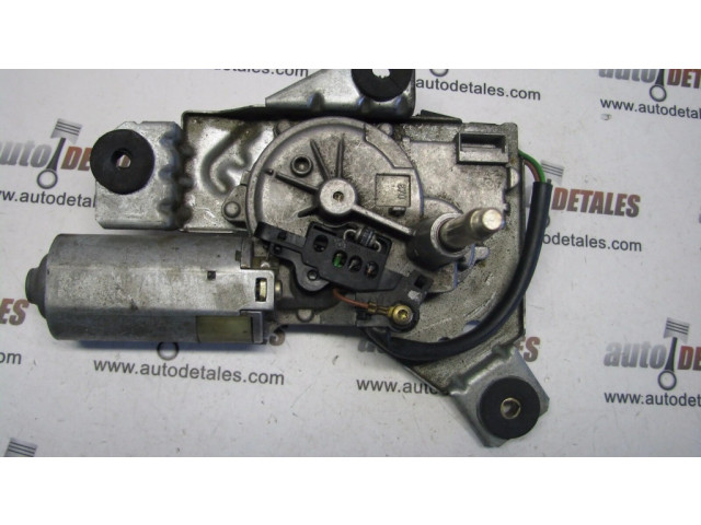 Моторчик заднего дворника 0390206517    Mitsubishi Carisma