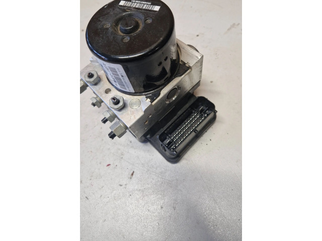 Jednotka ABS 39061713, 10021211014   Opel Zafira C 2014