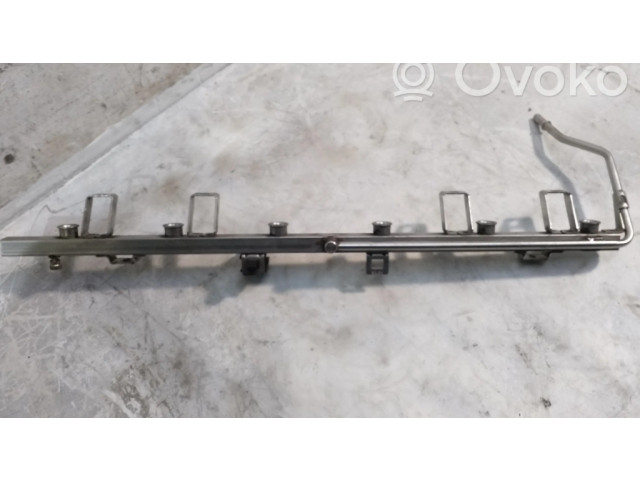 Vstřikovací lišta 143894902, 1437442   BMW 5 E39  pro benzínový motor 2.0  0161