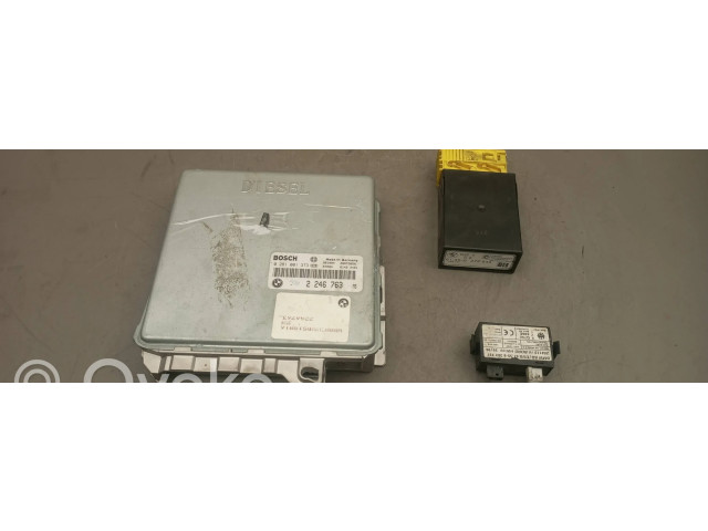 Řídící jednotka 0281001373, 2246763   BMW 5 E39 1997