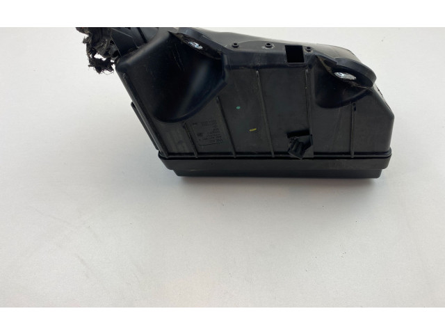   Pojistková skříňka 5Q0907361C, 63512835   Audi A3 S3 8V 2016