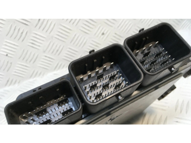 Řídící jednotka 9677243580, 9666681180   Peugeot 5008 2012