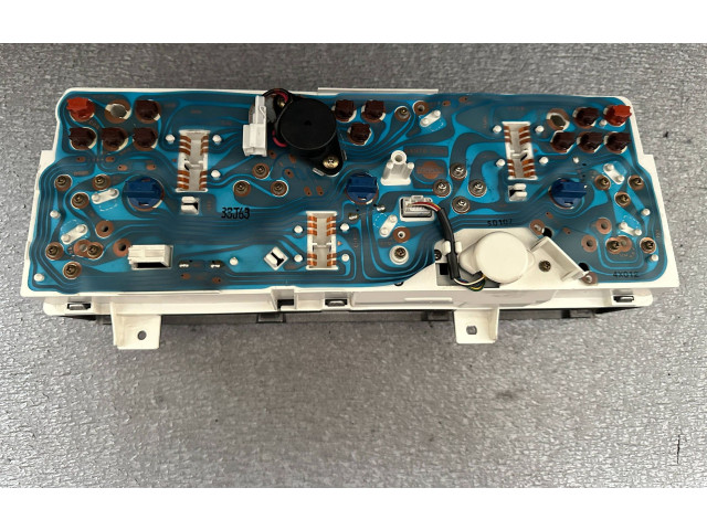 Přístrojová deska  Nissan Patrol Y60 1992 2482033J18, 2482533J69  