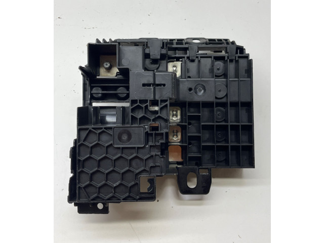 Блок предохранителей  6822560, 190052961014   BMW 5 G30 G31    