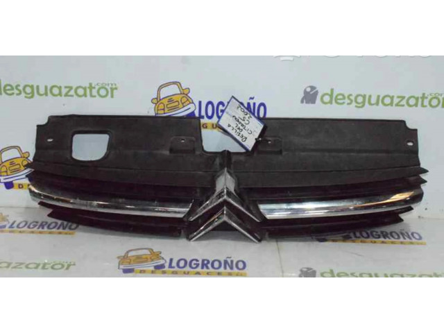 Передняя решётка Citroen C5 2001-2004 года 9636751980      