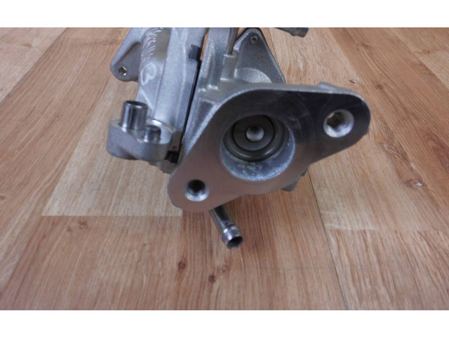 Vstřikovač F301015350, 15350F3010   Toyota Yaris XP210     