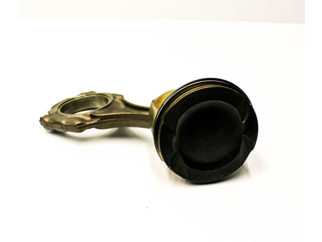  Поршень N63 B44 A 78432370  BMW 5 GT F07  