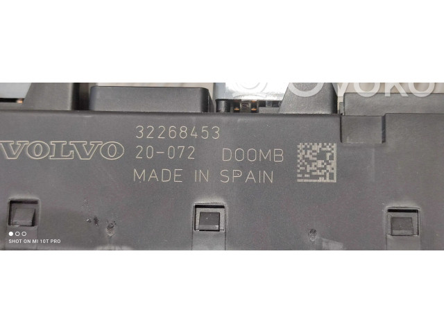   Pojistková skříňka 32268453   Volvo XC60 2020