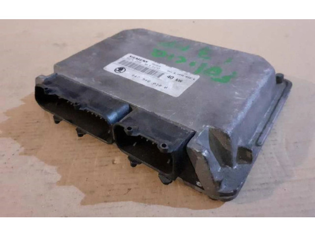 Блок управления двигателем Блок управления 047906030B   Skoda Felicia I