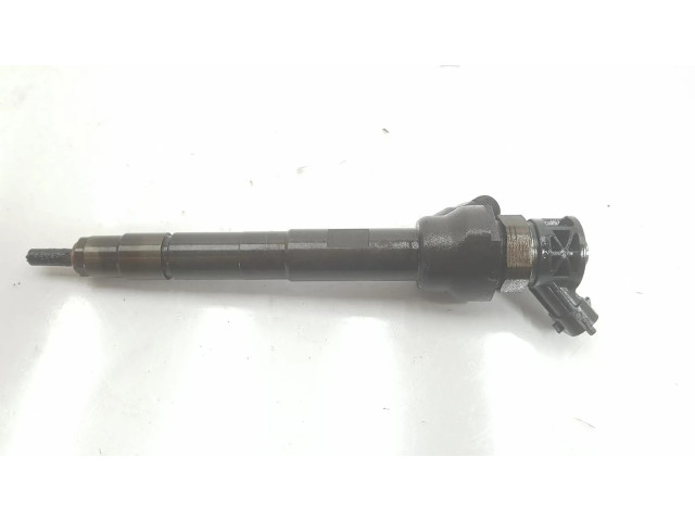 Vstřikovač LR073710, G4D39K546AA   Land Rover Discovery Sport  pro naftový motor 2.0  