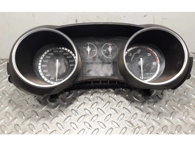 Přístrojová deska  Alfa Romeo Giulietta 2011 50516478  