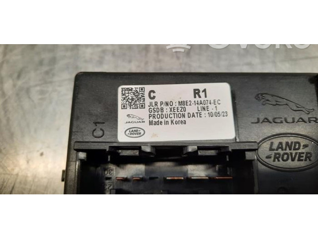 Блок предохранителей  M8E214A074EC   Land Rover Range Rover Sport L461    