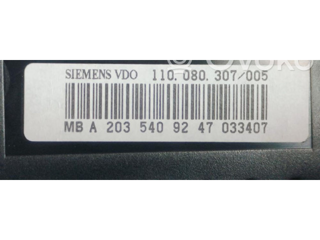 Přístrojová deska  Mercedes-Benz C W203 2016 A2035409247  