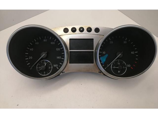 Přístrojová deska  Mercedes-Benz ML W164 2006 A2515400748, A2515402411  