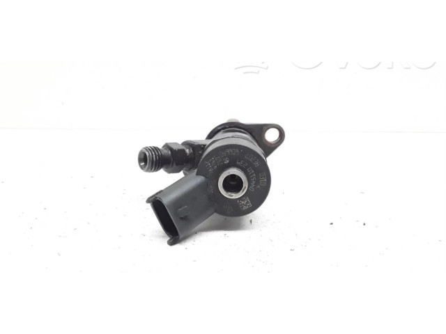 Vstřikovač 0445110239   Peugeot 207 CC     