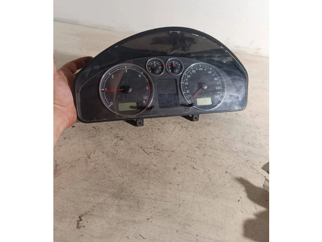 Přístrojová deska  Volkswagen Sharan 2004 7M3920820H  