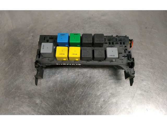   Pojistková skříňka 014185631   Mercedes-Benz  W169 2004