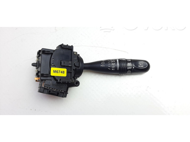 Ручка стеклоочистителей 173647, M6748   Toyota RAV 4 (XA20)