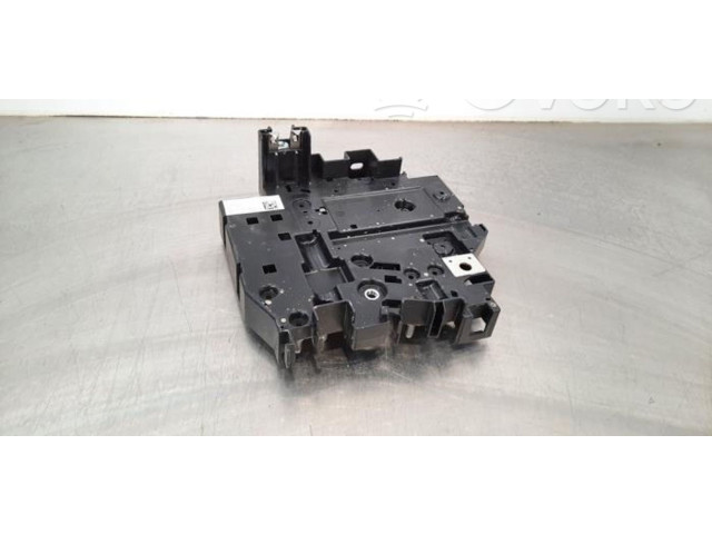   Pojistková skříňka 32265898   Volvo XC40 2020