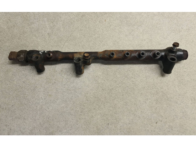 Vstřikovací lišta 8945812020   Toyota Land Cruiser (J120)     